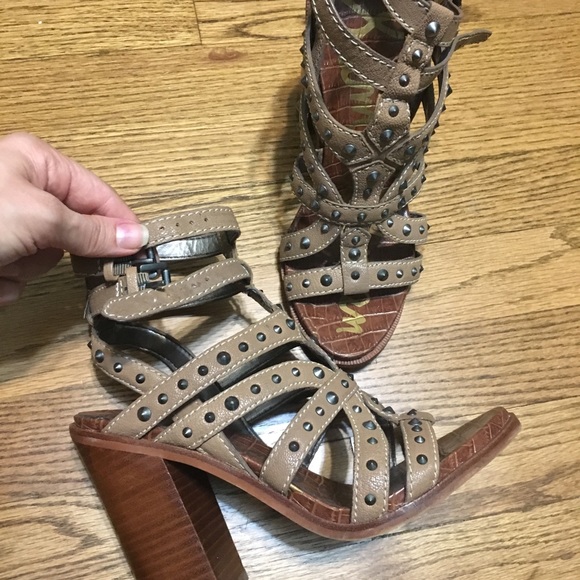 Sam Edelman Shoes - Sam Edelman studs tan sandals